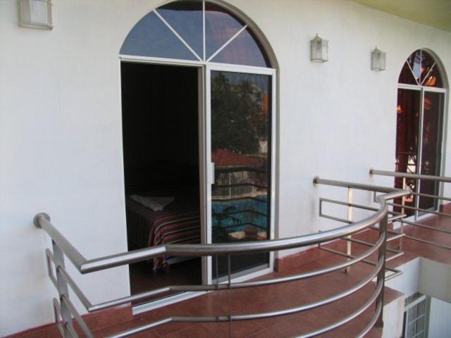 Hotel Y Suites Bugambilias Rincón de Guayabitos Exterior foto